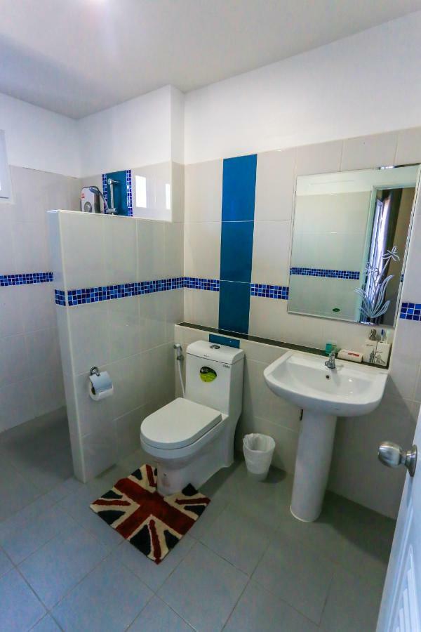 Tempo Plus Apartment Mae Sot Eksteriør billede